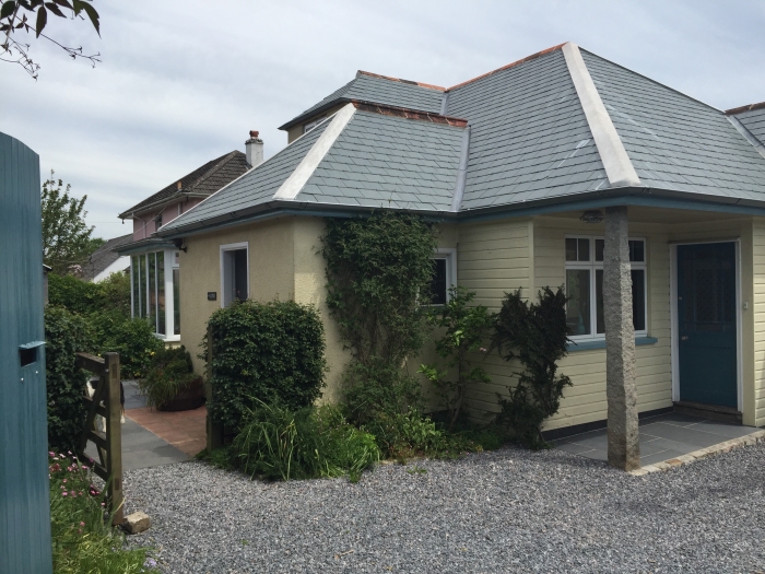 clinic_outside_homepage